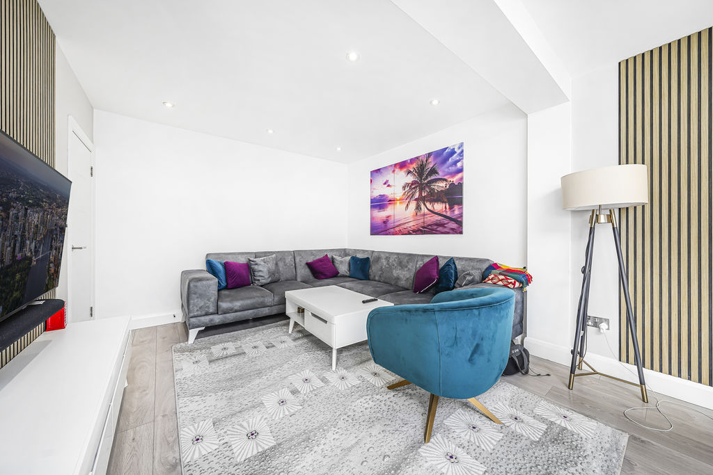 Photo 9- click for photo gallery